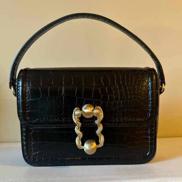 Zara Black & Gold “Croc Print” Mini Bag w/ Gold Snake Clasp - Picture 2 of 12